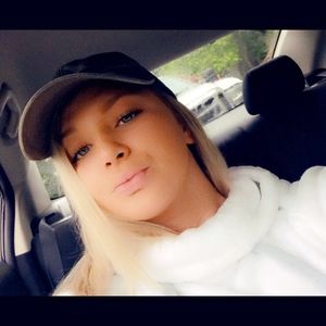 Meet your Posher, Robin